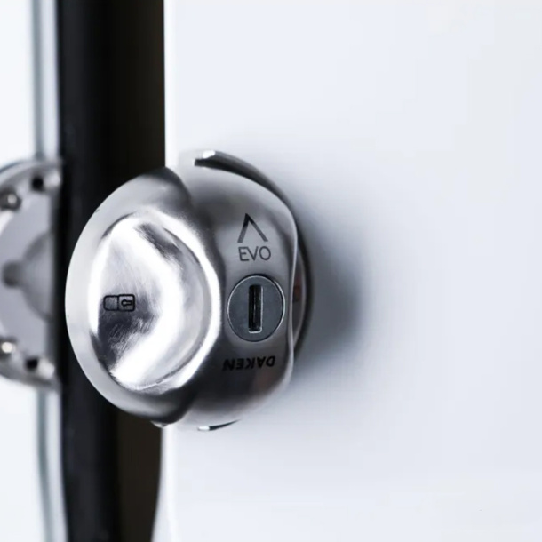 M501025-3.jpg